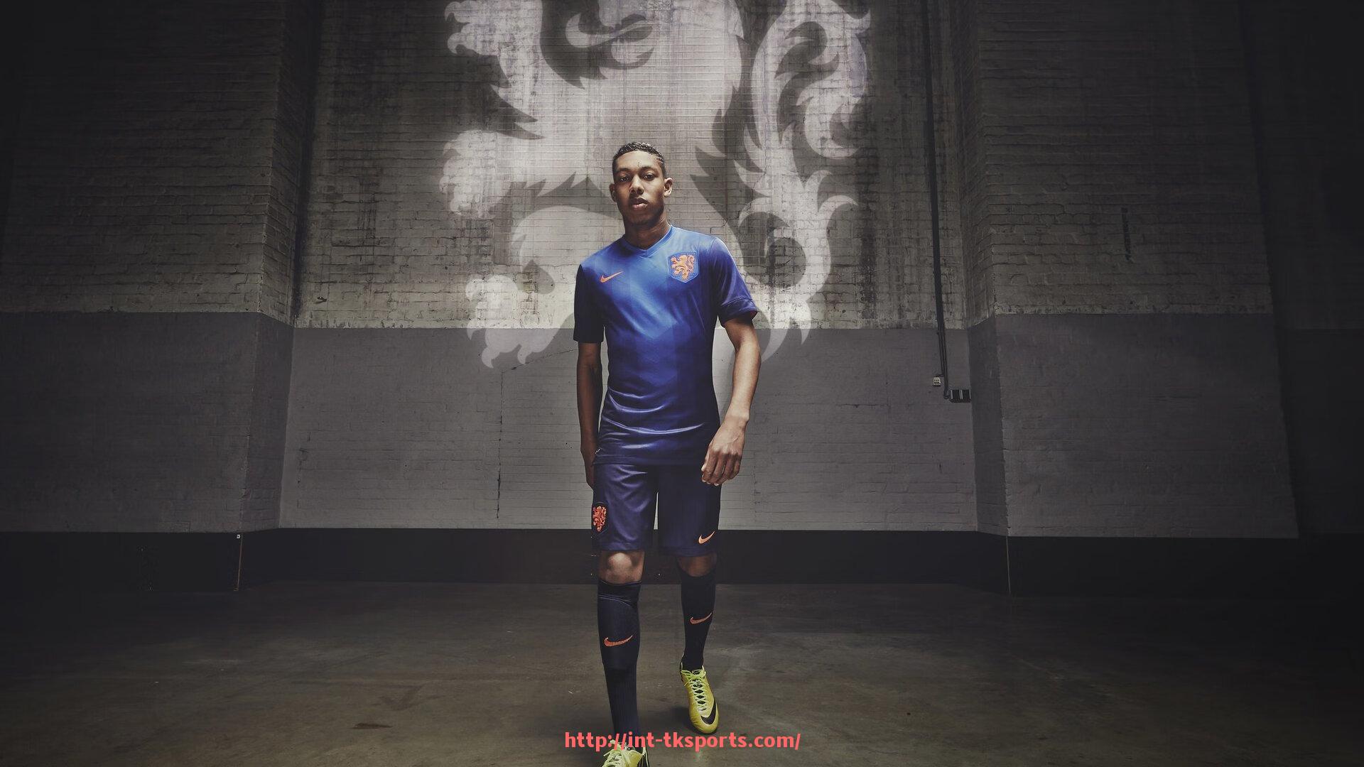 TK体育直播-利物浦转会动态汇总，新援加入是否影响世俱杯部署